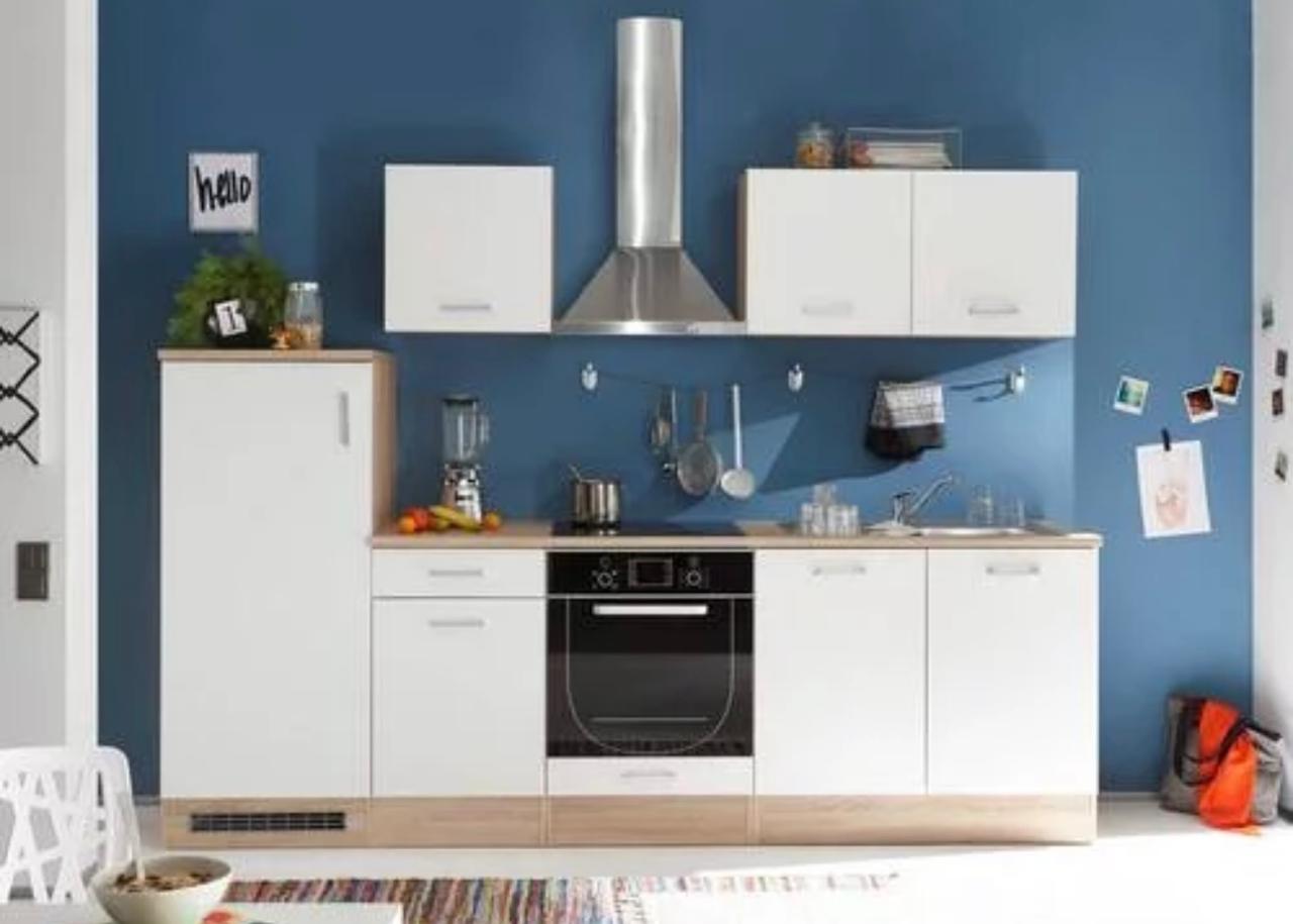Küchenzeile Nordic270 – Weiß matt & Eiche-Optik, ohne Elektrogeräte