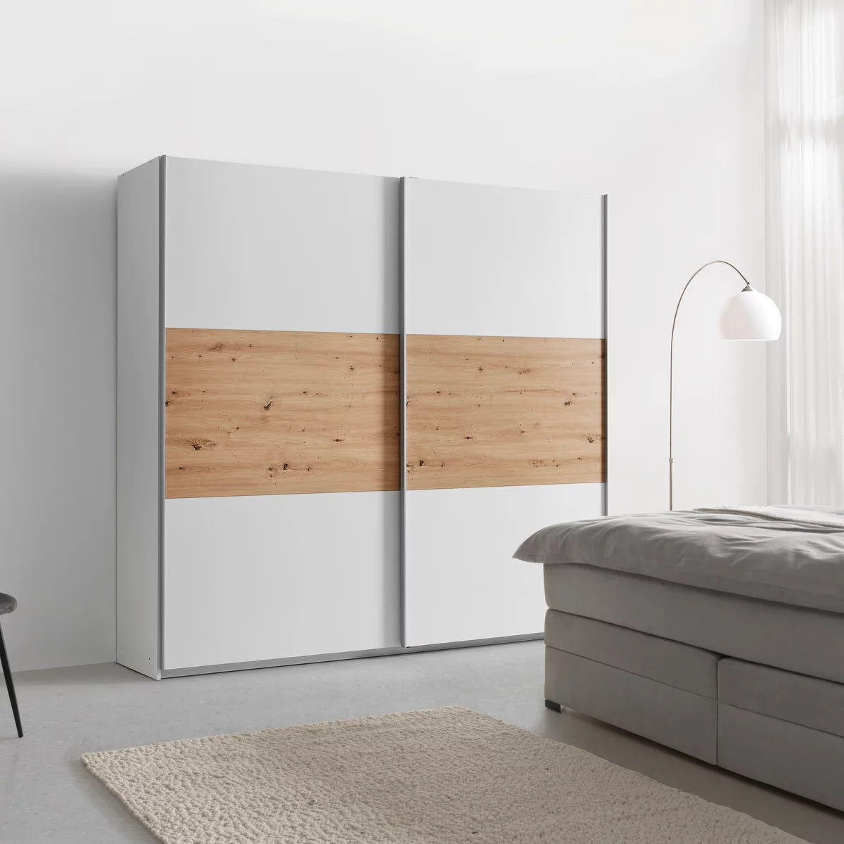 Schwebetürenschrank „Artisan White Oak“ – Weiß & Artisan Eiche, ca. 218 × 210 × 59 cm